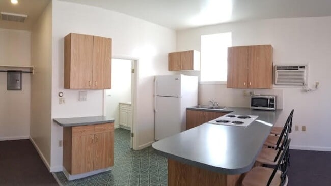 Kitchen - 184 River St Unit 184 River Street