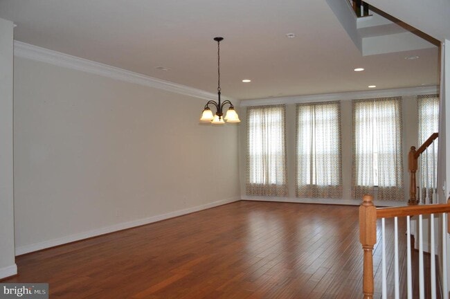 Photo - 3059 Waterloo Ln
