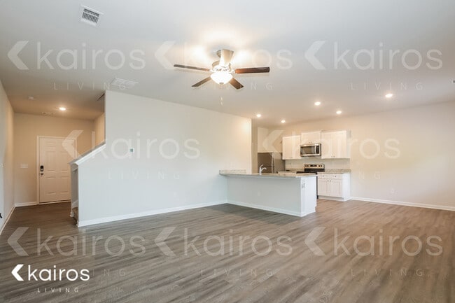 Photo - 4000 Bridgewood Wy