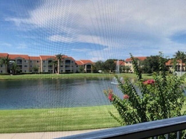Building Photo - Laguna Rental
