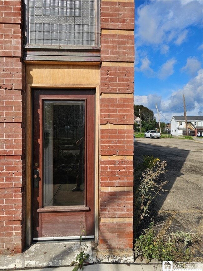 321 N Union St