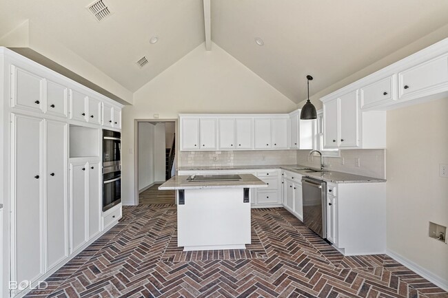 Photo - Beautiful 3 bed 2.5 bath