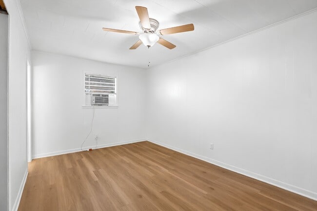 Photo - 206 Parmley Dr Unit 43