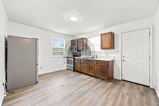 Photo - 1505 Joe Louis St
