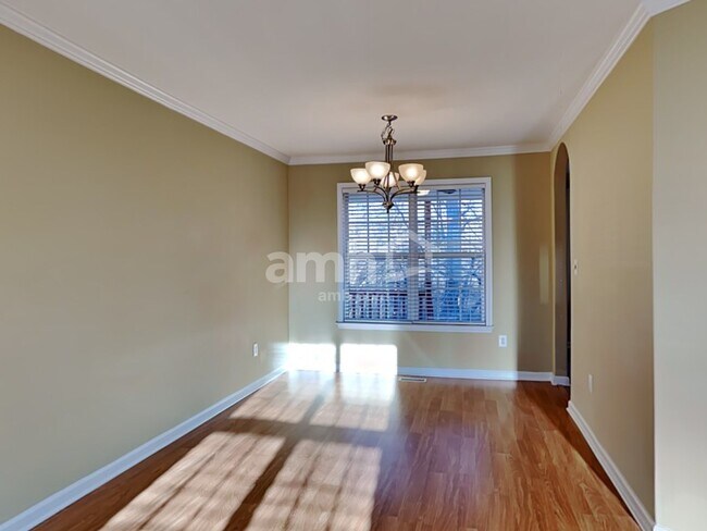 Photo - 1067 S Willhaven Dr