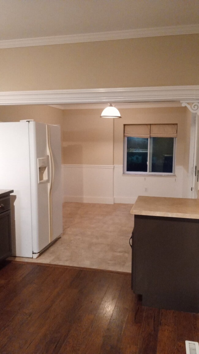 243 Locust St Unit 243