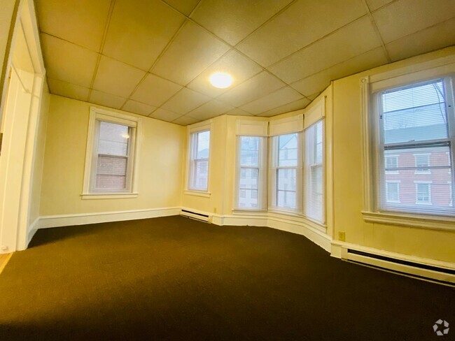 Building Photo - Spring City Efficiency Available for Immed... Unit 129 N Main St Apt 3