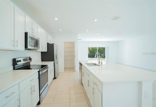 Photo - 280 Citrine Lp