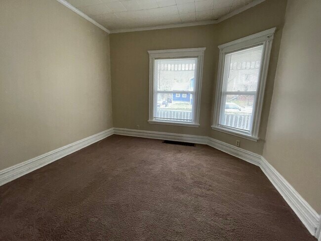 Living Room - 161 W 3rd St Unit 161