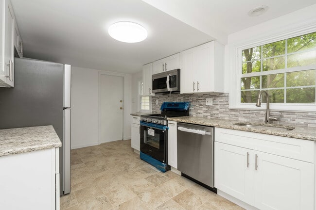 Photo - 60 Ellison Rd