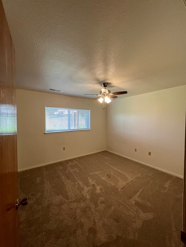 Photo - 276 Mellette Ct