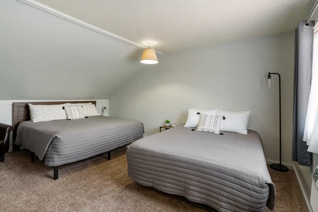Photo - 228 E State St Unit SI ID1539828P