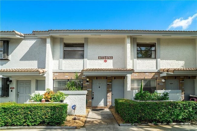 Photo - 9769 Riverside Dr