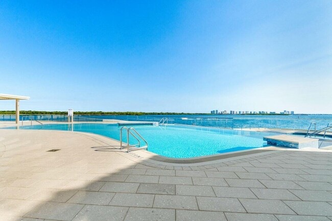 Photo - 100 Lakeshore Dr Unit 252