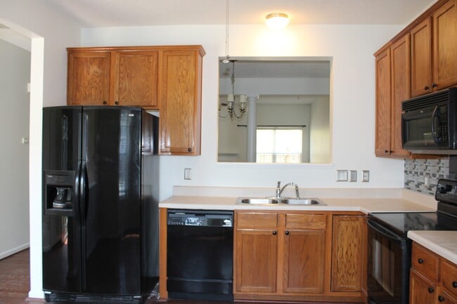 Photo - 2802 Gross Ave