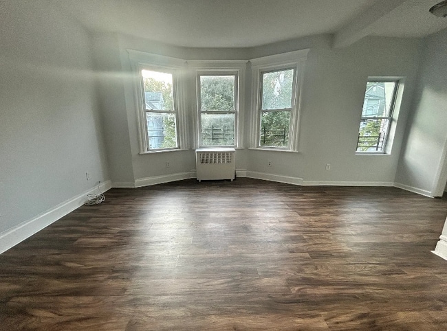 Photo - 182 Seymour Ave Unit 2