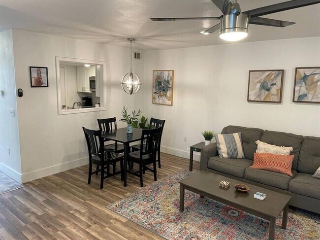 Photo - 1913 Hearthstone Dr Unit D