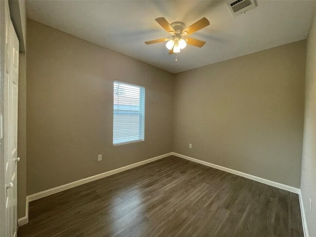 Photo - 2210 Arapahoe Dr