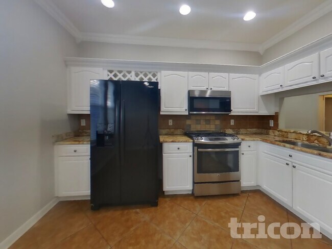 Photo - 6918 Monarch Park Dr