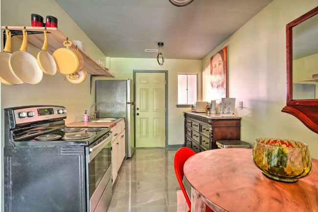 Photo - 797 Eileen Ln