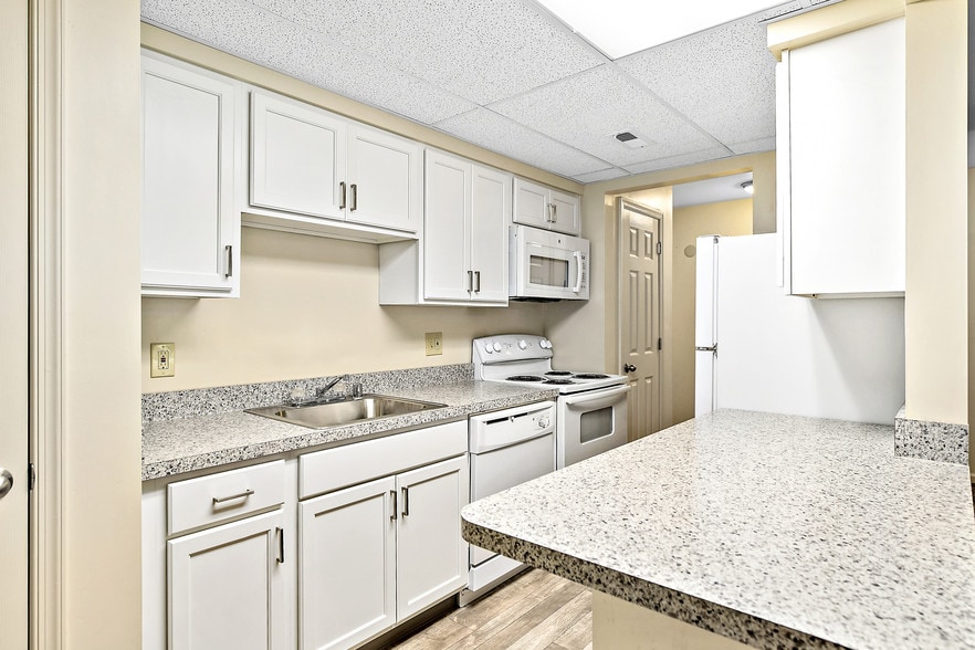 Parkwood Renovated Apartment Homes!