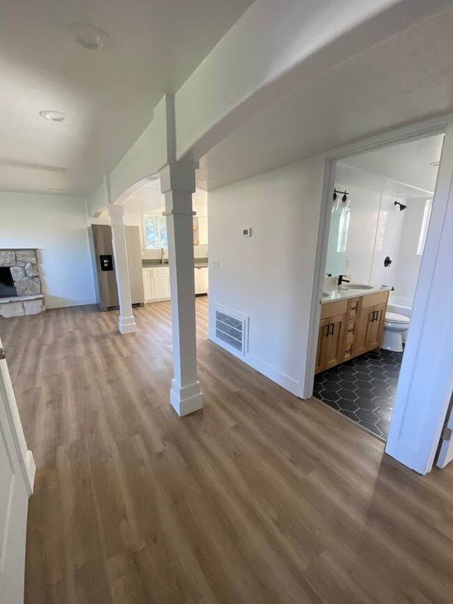 Photo - Orem Duplex - Downstairs