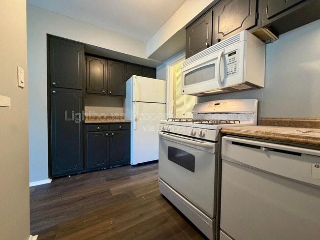 Photo - 510 Woodridge St NE Unit 21