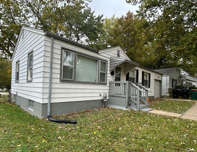 Photo - 1337 Odessa Dr