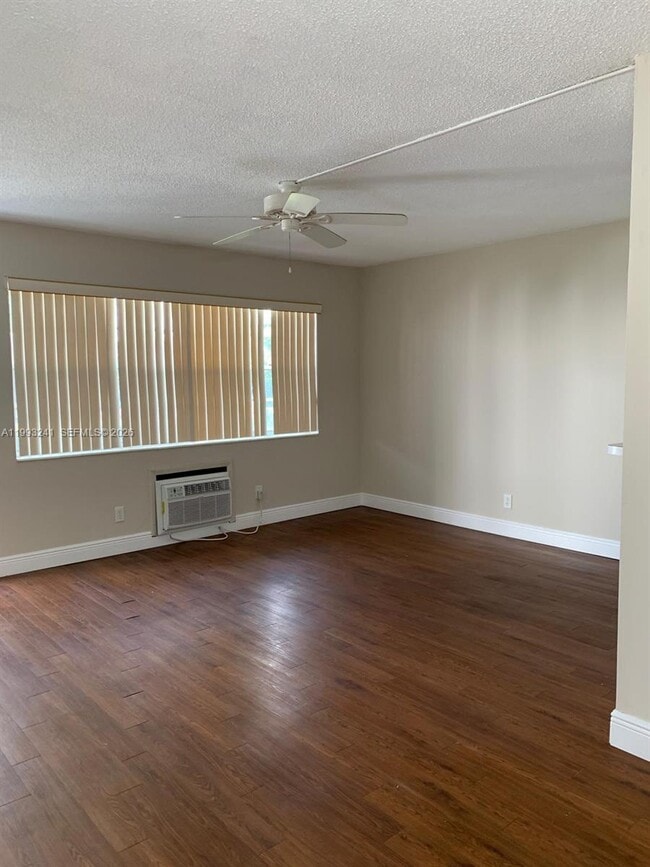 Photo - 134 Windsor G Unidad 134