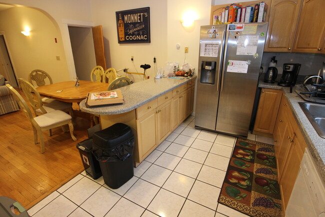 Photo - 414 Western Ave Unit 0