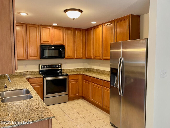 13404 Cain Ln