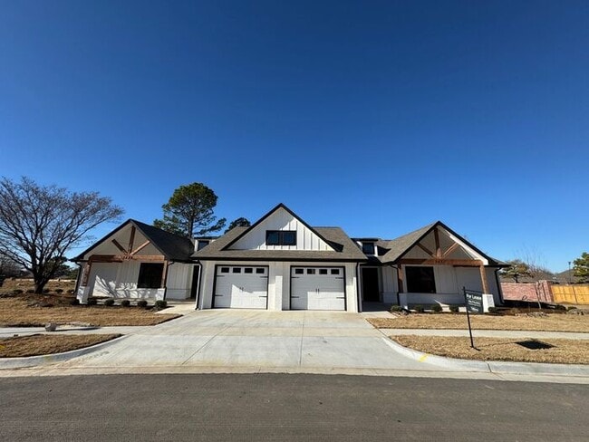 Photo - Newly remodeled duplex in Broken Arrow! Great location!