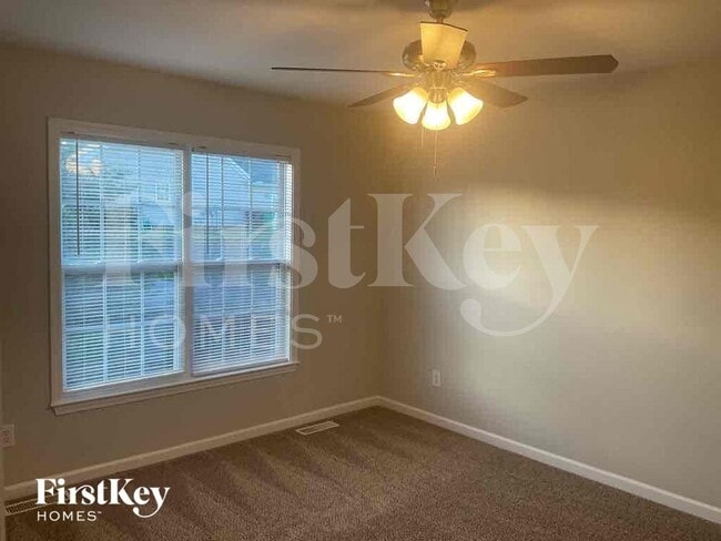 Photo - 1104 Wesson Ct