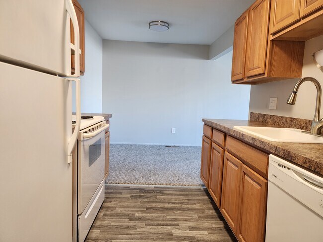 Photo - Vester Apartments