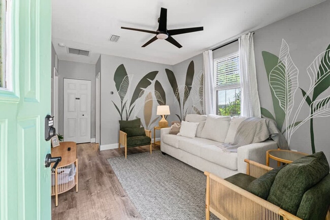 138 1/2 Oneida Street-SI ID1578526P