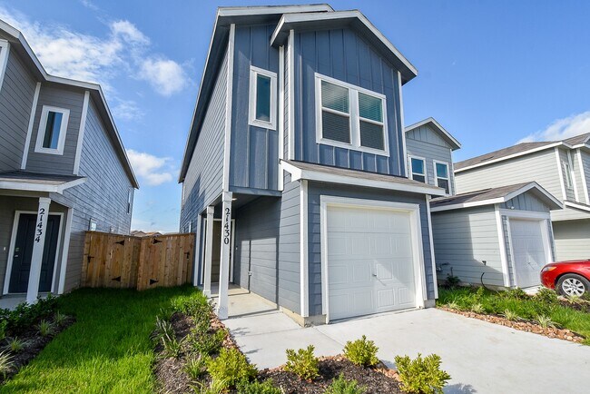 Photo - 21430 Carosella Dr