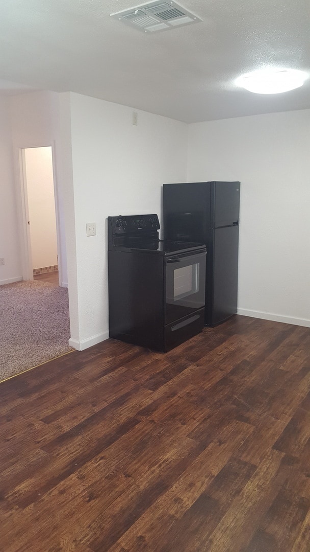 Photo - 908 E Main St Unidad 906 E Main