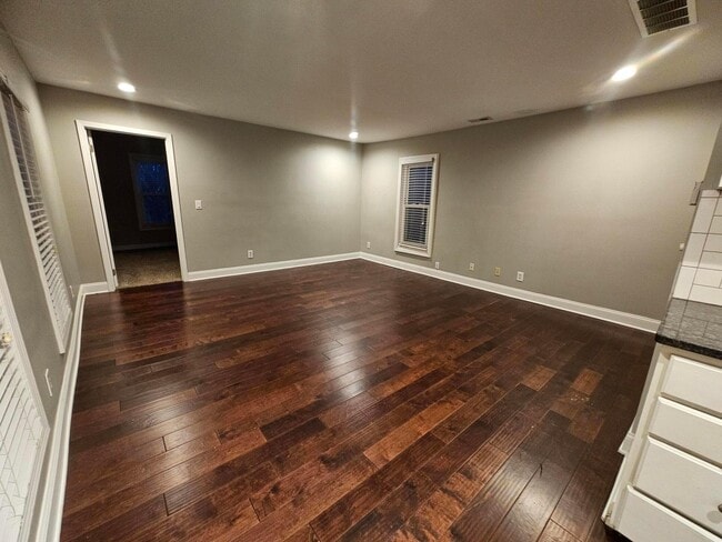 Photo - 402 W 3rd Ave Unidad apt 2