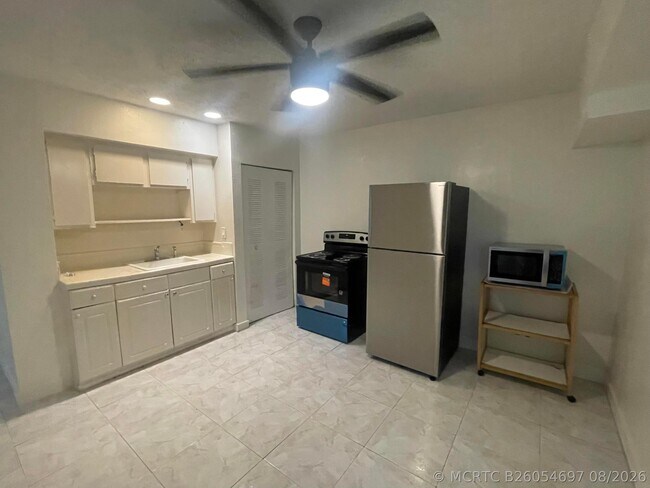 Photo - 2819 Polk St Unit B