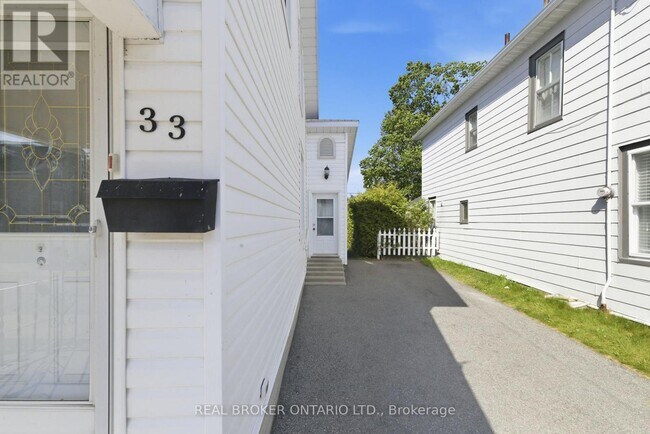 Photo - 33 Victoria St