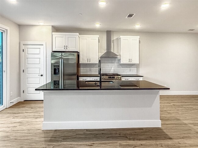 Photo - 5611 Mobeetie Lp