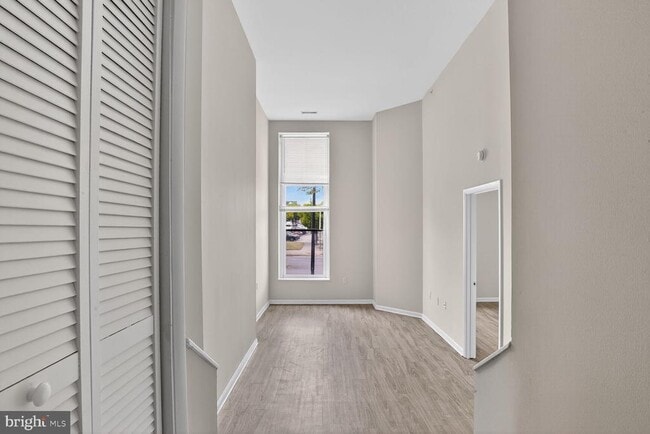 Photo - 317 E North Ave Unidad 110