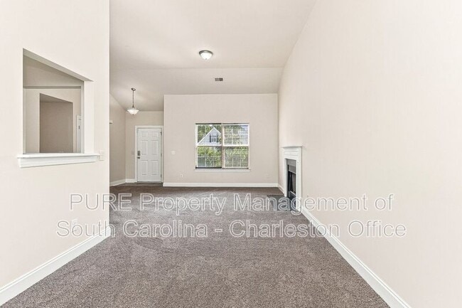 Photo - 229 Equinox Cir