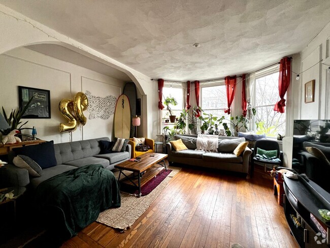 Building Photo - 144 Coolidge St Unit 1 Rental