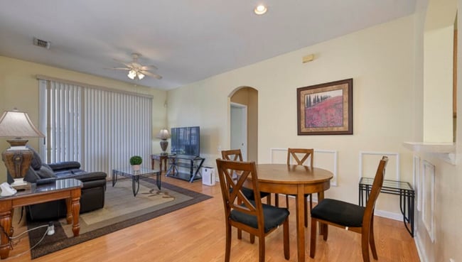 Photo - 7990 Baymeadows Rd E