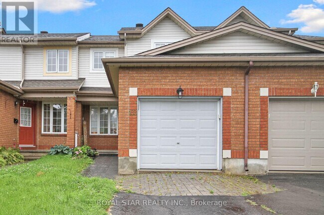 Photo - 133 Margrave Ave