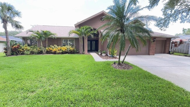 Building Photo - For Rent: A dazzling 5-bedroom, 3-bathroom... Rental