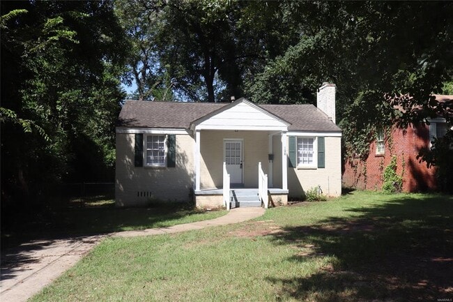Building Photo - 124 Oak Forest Dr Rental