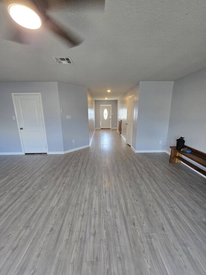 Photo - "Charming 4-Bed Oasis with 2.5 Baths in Converse, TX – Spacious 1950 Sq Ft Sanctuary Awaits!"