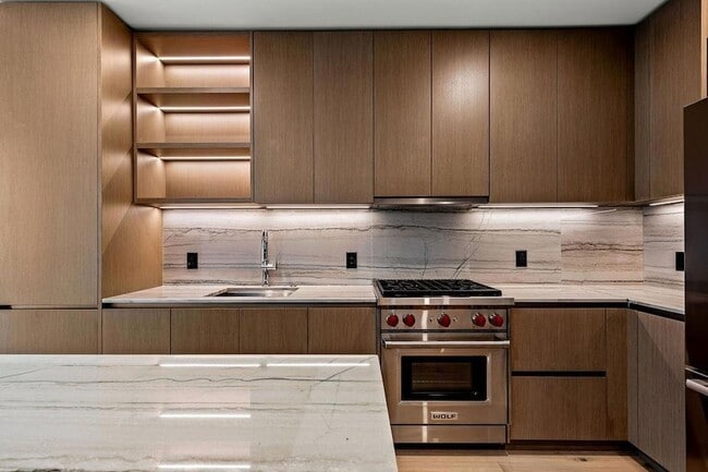 Photo - 610 Davis St Unit 2504